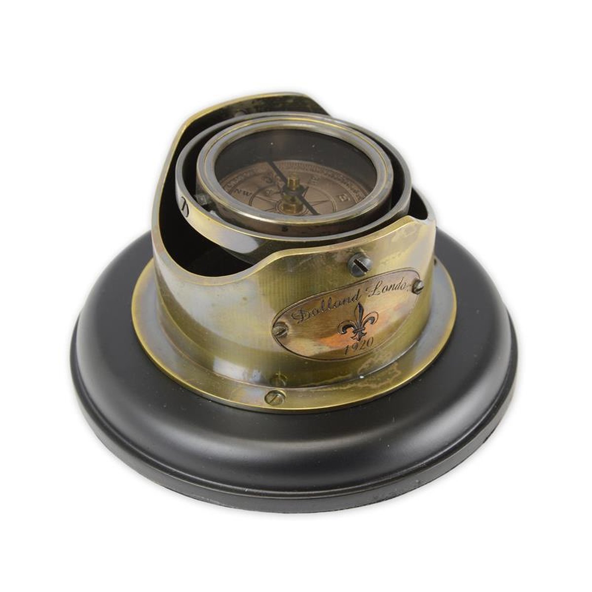 A BRASS SHIP'S COMPASS