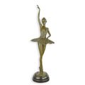A BRONZE SCULPTURE OF A BALLERINA