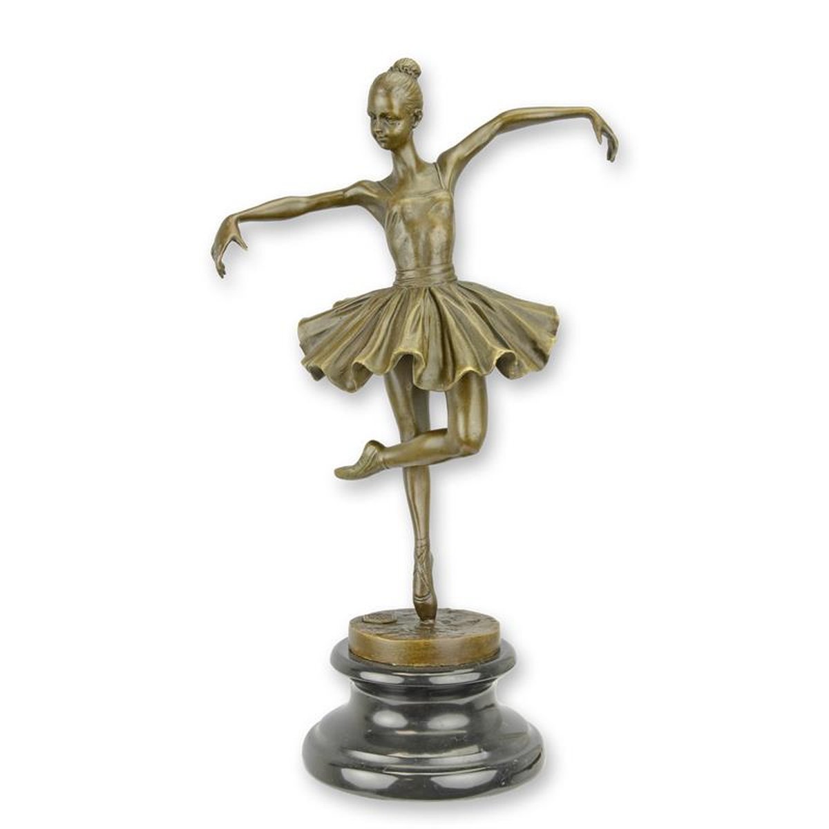 A BRONZE SCULPTURE OF A BALLERINA