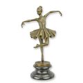 A BRONZE SCULPTURE OF A BALLERINA