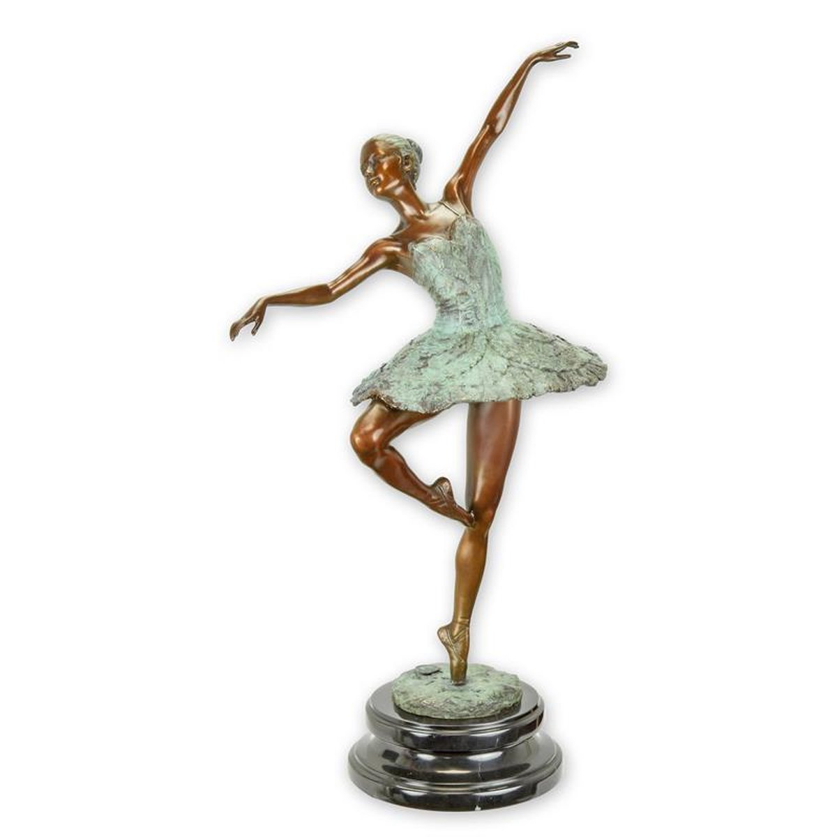 A BRONZE SCULPTURE OF A BALLERINA
