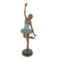 A BRONZE SCULPTURE OF A BALLERINA