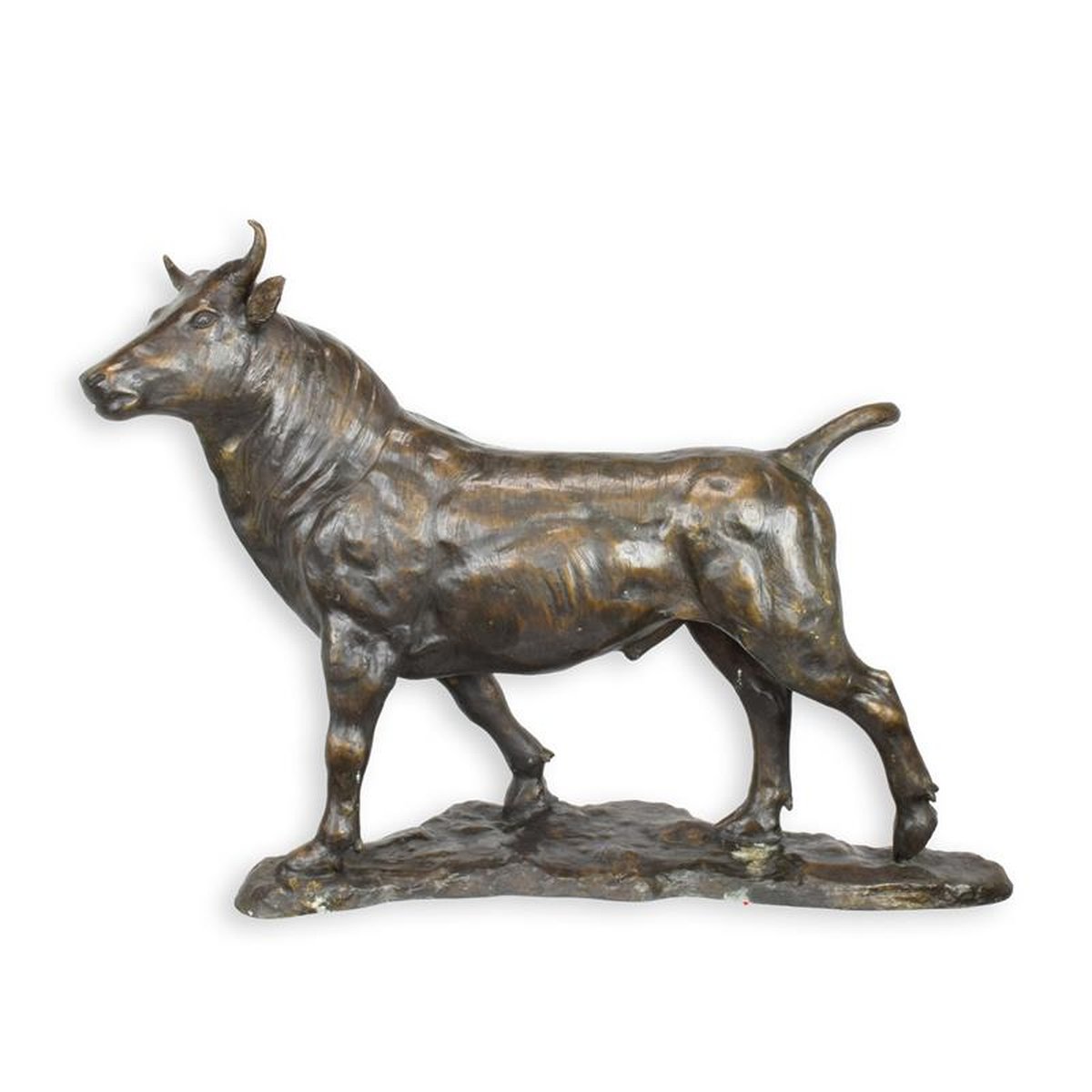 A BRONZE SCULPTURE OF A BULL