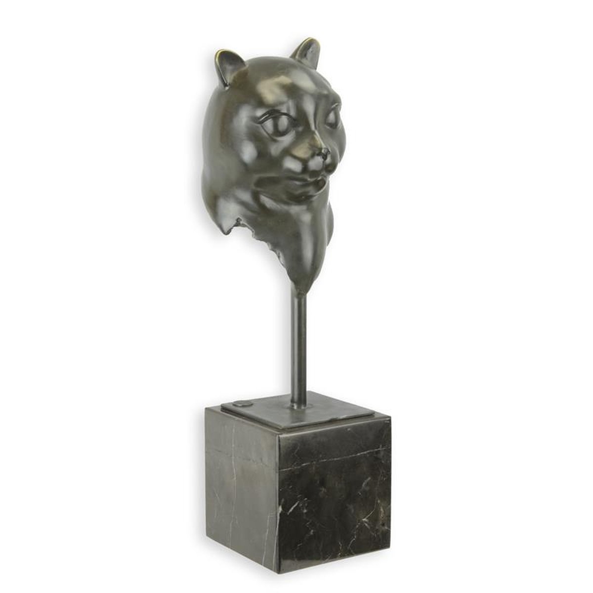 A BRONZE SCULPTURE OF A CATS HEAD