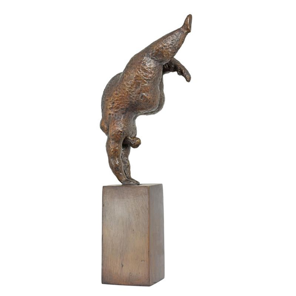A BRONZE SCULPTURE OF A FEMALE DANCER