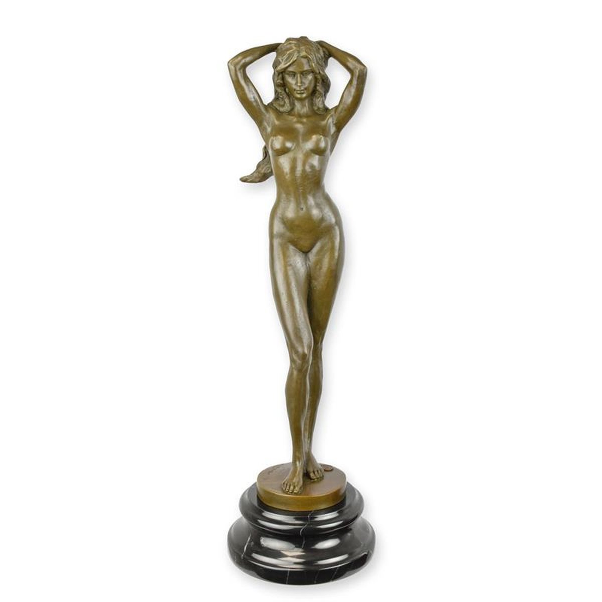 A BRONZE SCULPTURE OF A FEMALE NUDE