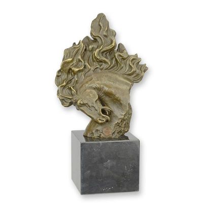 A BRONZE SCULPTURE OF A HORSEHEAD