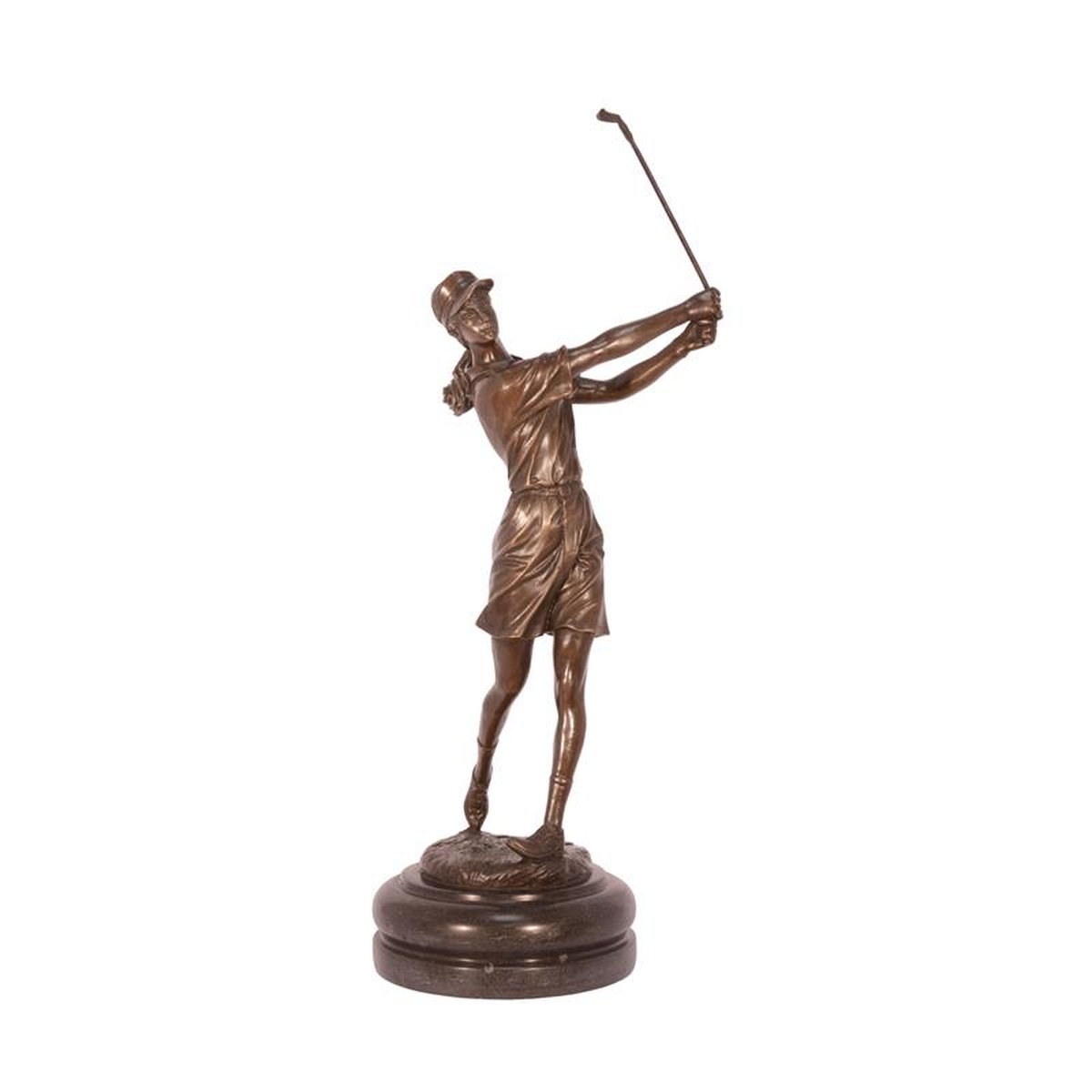 A BRONZE SCULPTURE OF A LADY GOLFER