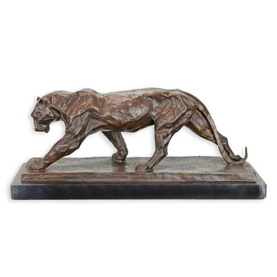 A BRONZE SCULPTURE OF A PANTHER