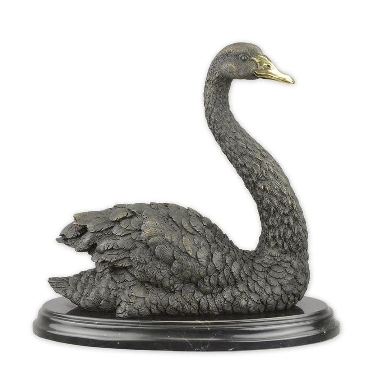 A BRONZE SCULPTURE OF A SWAN