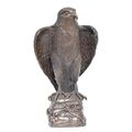 A BRONZE SCULPTURE OF AN EAGLE