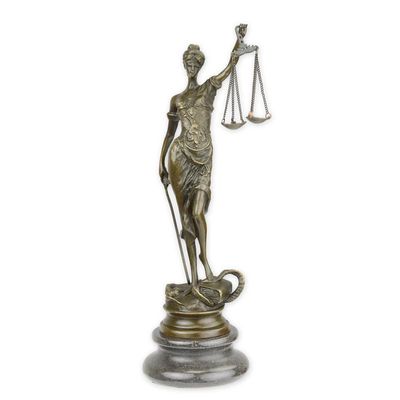 A BRONZE SCULPTURE OF LADY JUSTICE