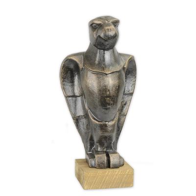 A CAST IRON SCULPTURE OF AN EAGLE ON WOODEN BASE