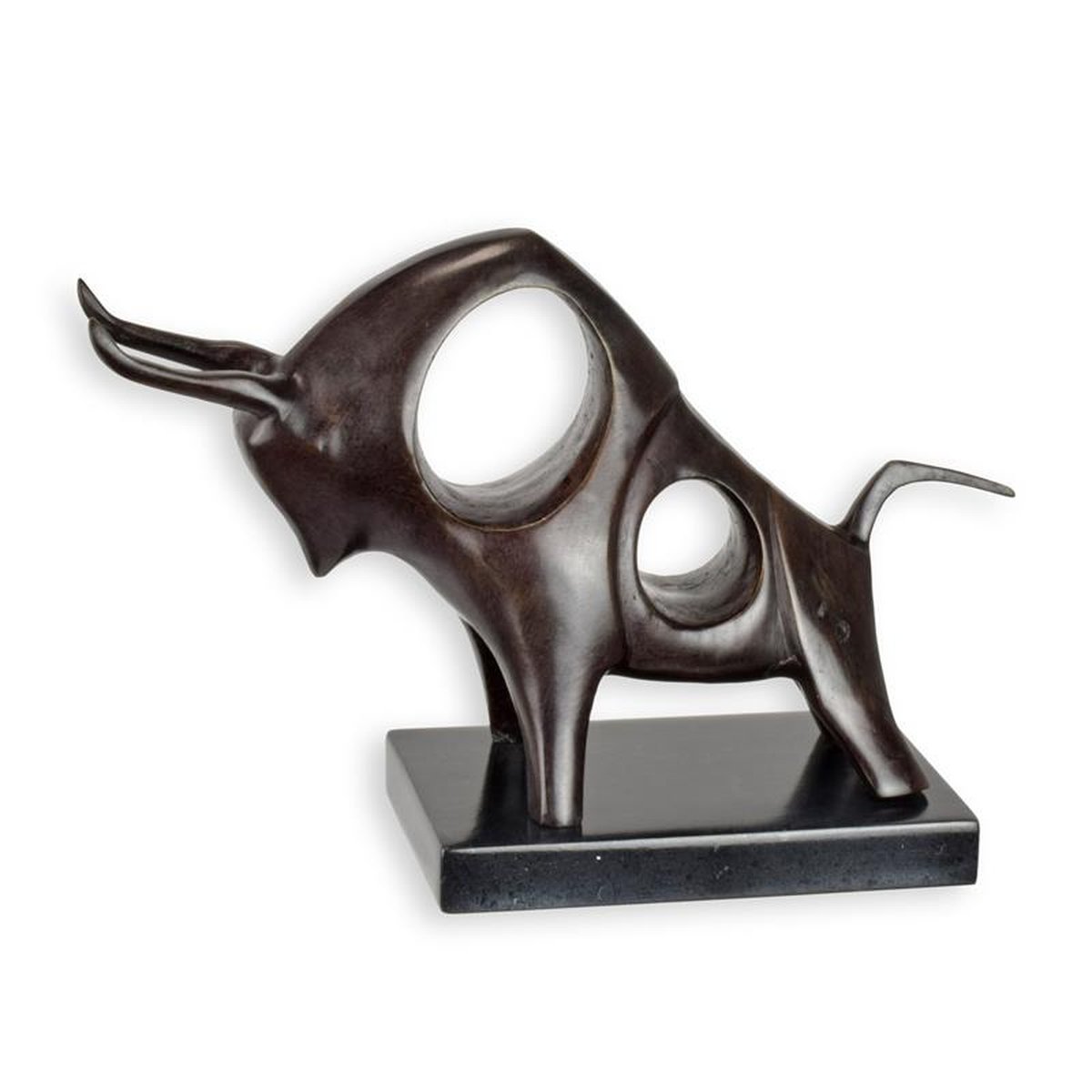 A MODERNIST BRONZE SCULPTURE OF A BULL