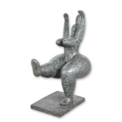 A MODERNIST BRONZE SCULPTURE OF A FEMALE NUDE - GREEN