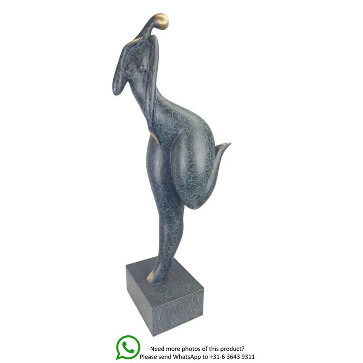 A MODERNIST BRONZE SCULPTURE OF A FEMALE NUDE