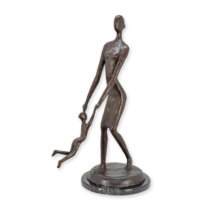 A MODERNIST BRONZE SCULPTURE OF A MOTHER AND CHILD