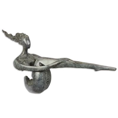 A MODERNIST BRONZE SCULPTURE OF A SITTING LADY