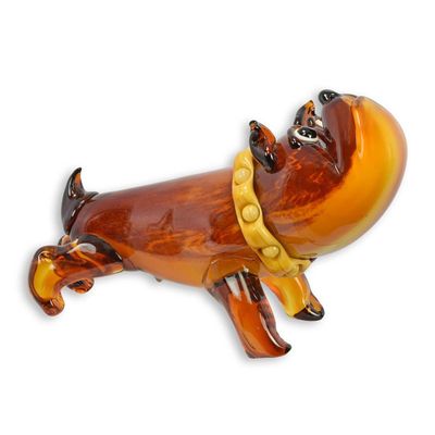 A MURANO STYLE GLASS FIGURINE OF AN ENGLISH BULLDOG