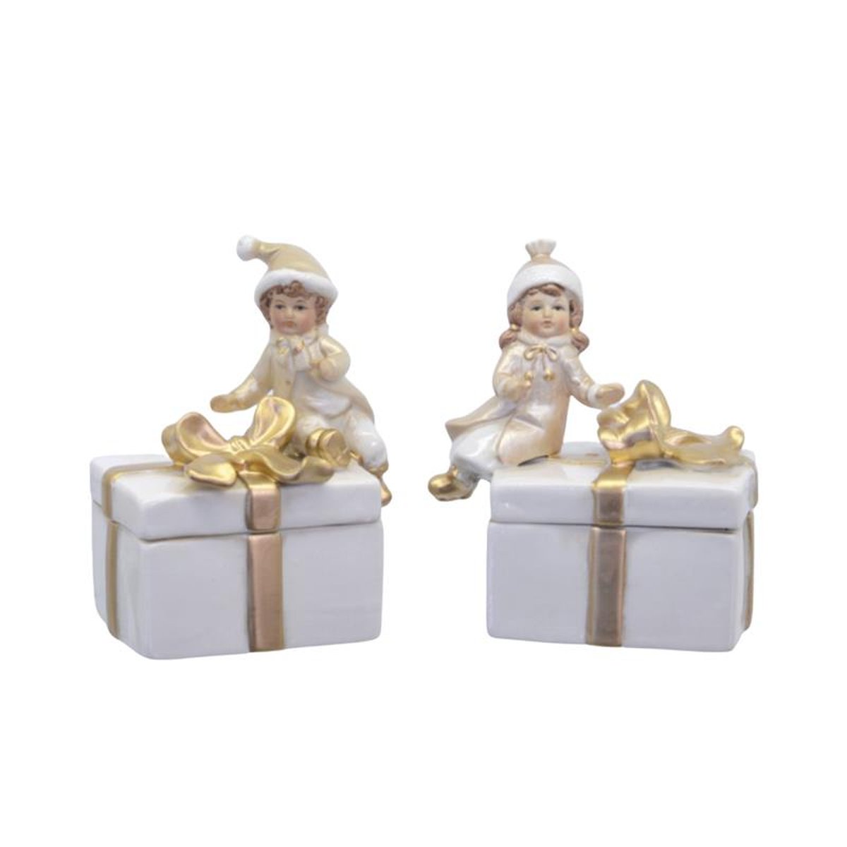 A PAIR OF PORCELAIN JEWEL BOXES