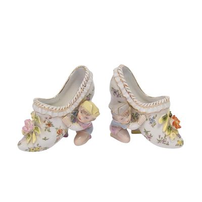 A PAIR OF PORCELAIN MULES