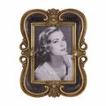 A RESIN PHOTO FRAME