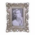 A RESIN PHOTO FRAME