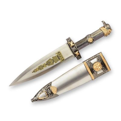A ROMAN DAGGER OR PUGIO