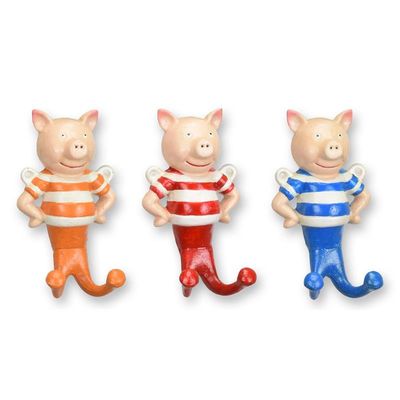 A SET OF 3 CAST IRON WALL MOUNT PIGGY COAT-HOOKS