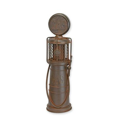 A TIN MODEL OF A GAS PUMP