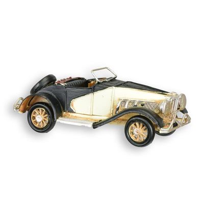 A TIN MODEL OF AN OLDTIMER