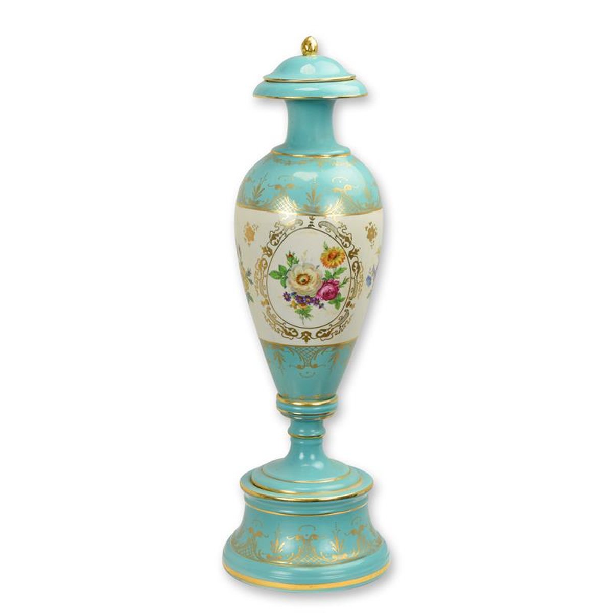 A TURQUOISE-GROUND PORCELAIN JAR AND COVER