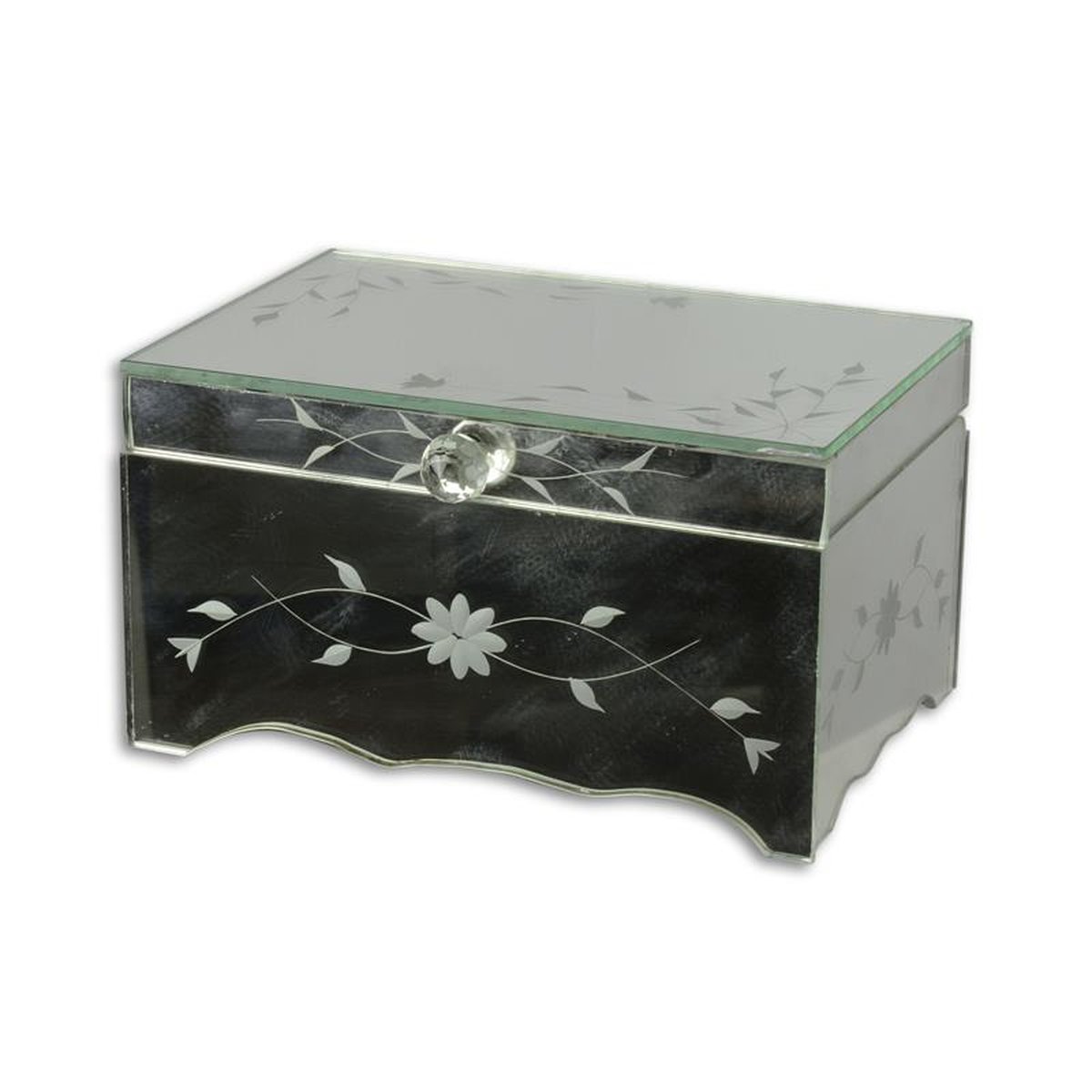 A VENETIAN GLASS BOX
