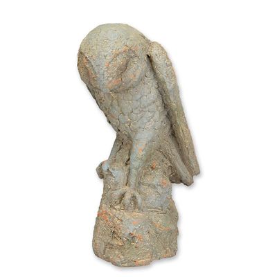 AN ANTIQUE STYLE MGO SCULPTURE OF A TAWNY OWL