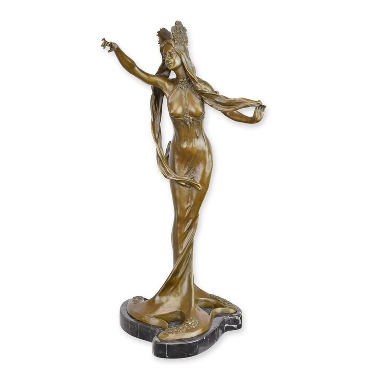 AN ART NOUVEAU BRONZE SCULPTURE OF A LADY