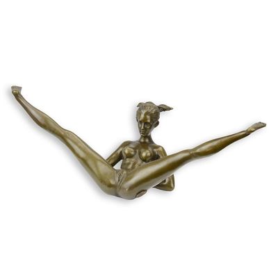 AN EROTIC BRONZE SCULPTURE OF A FEMALE NUDE