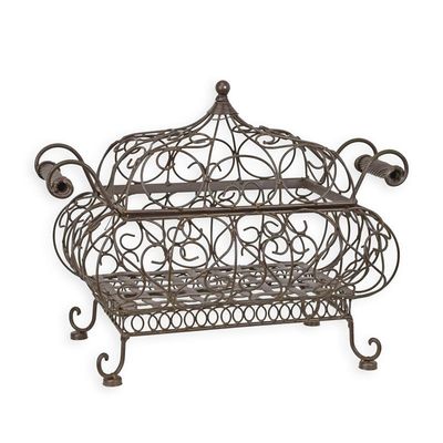 AN IRON WIRE BASKET - SQUARE