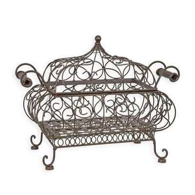 AN IRON WIRE BASKET - SQUARE
