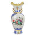 AN ORIENTAL STYLE PORCELAIN FLOWER VASE