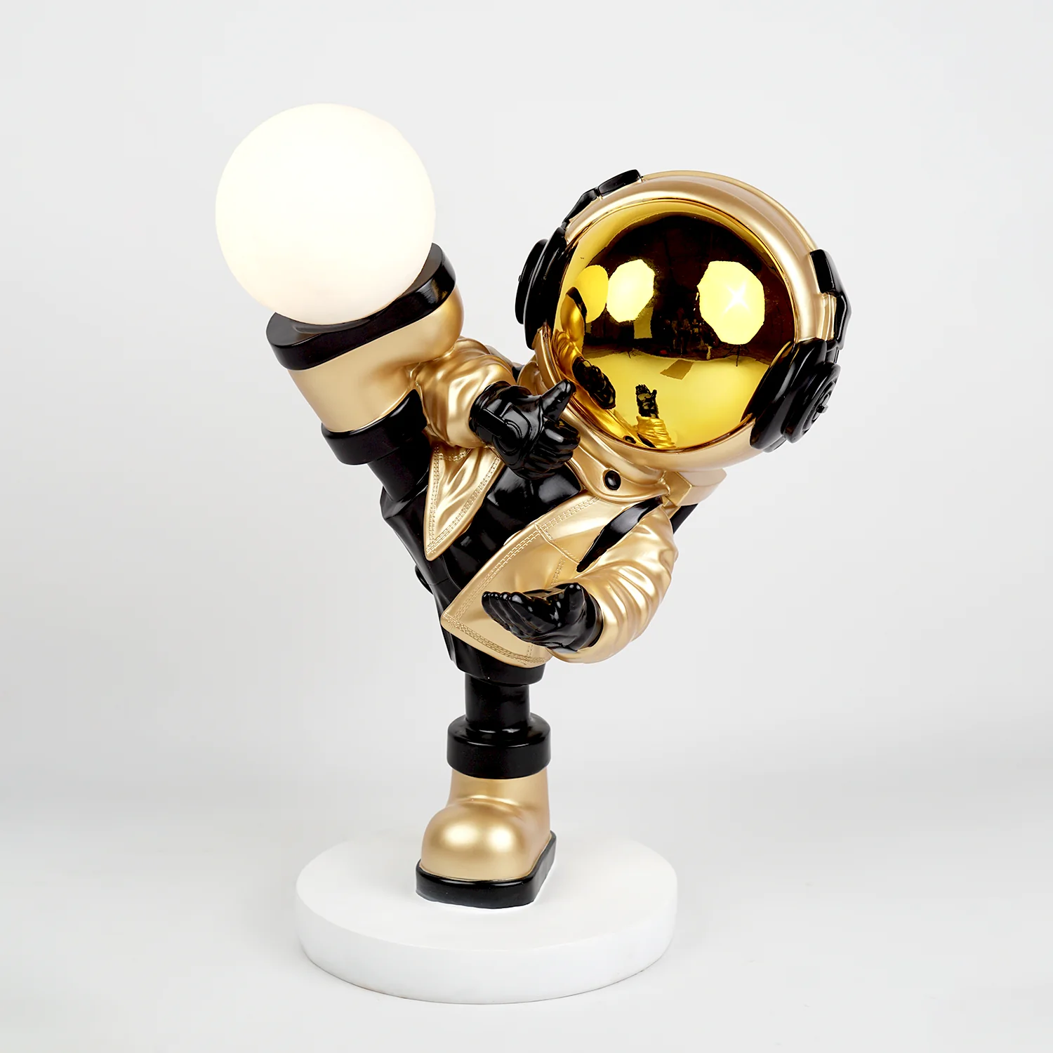 Astronaut Decor + Light