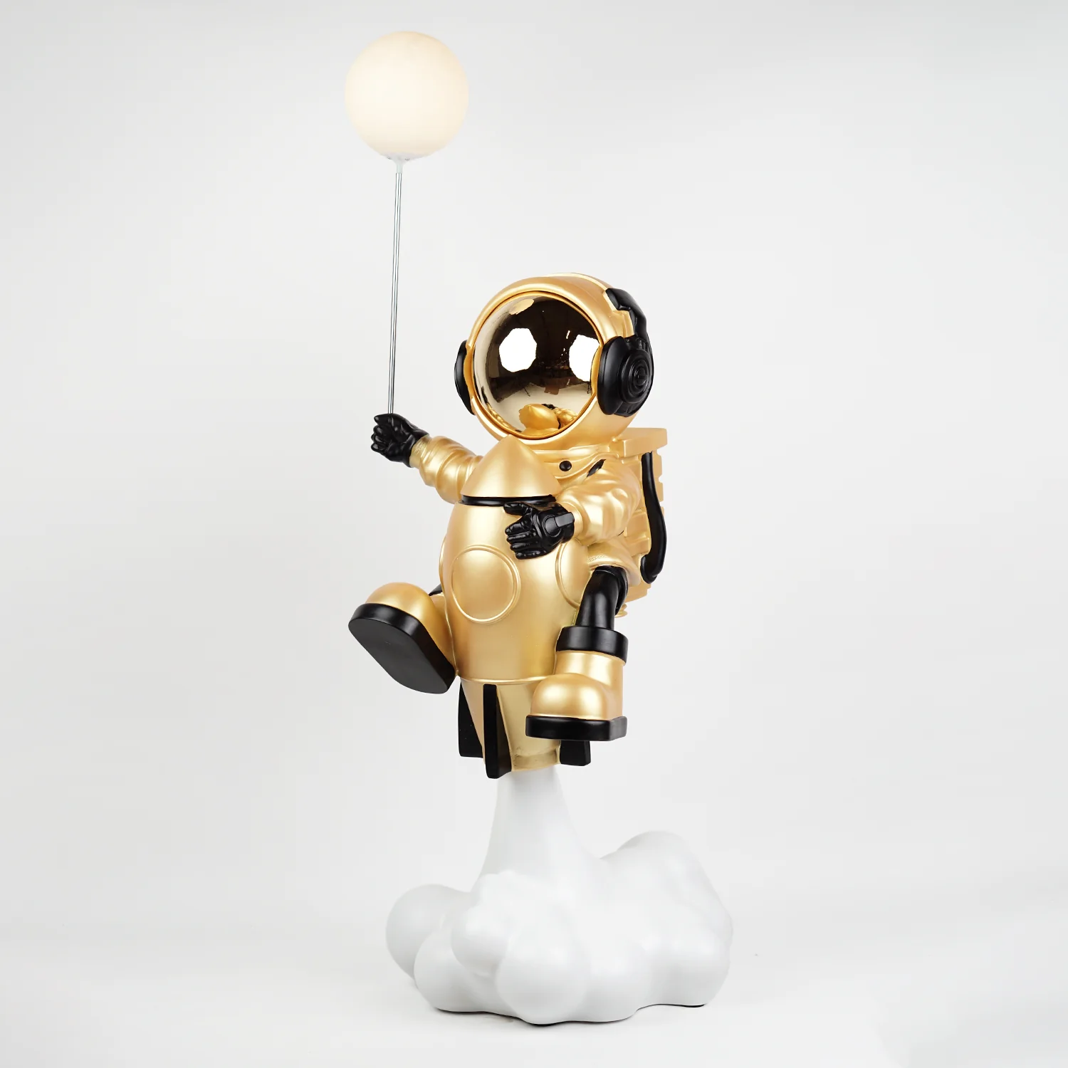 Astronaut on the Rocket + Light